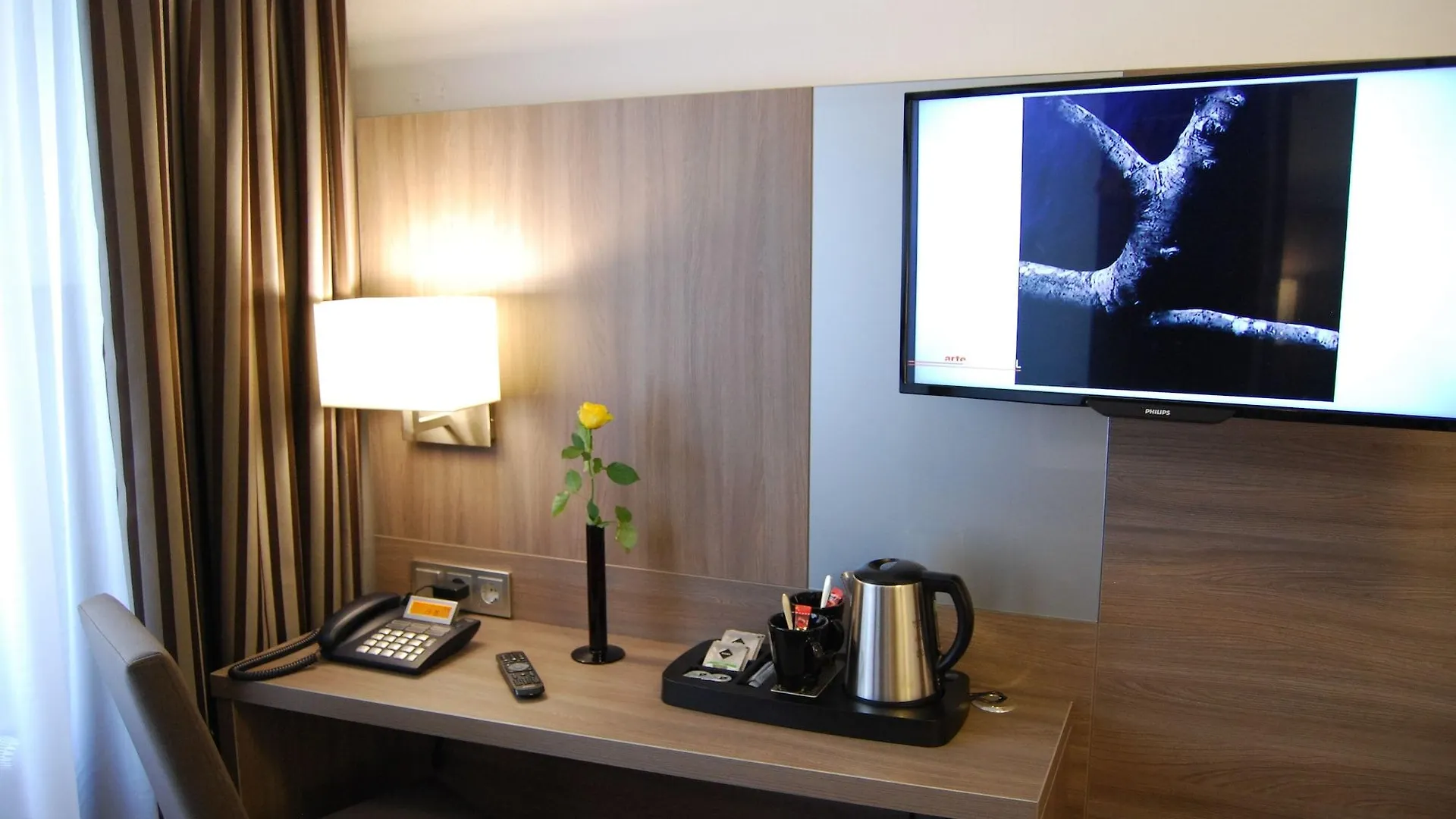 Dom Hotel Am Roemerbrunnen Colonia
