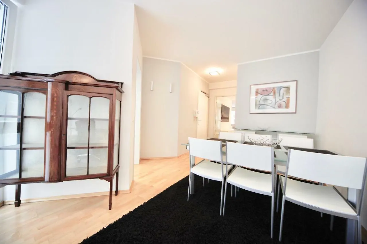 Dom Hotel Am Roemerbrunnen Κολωνία